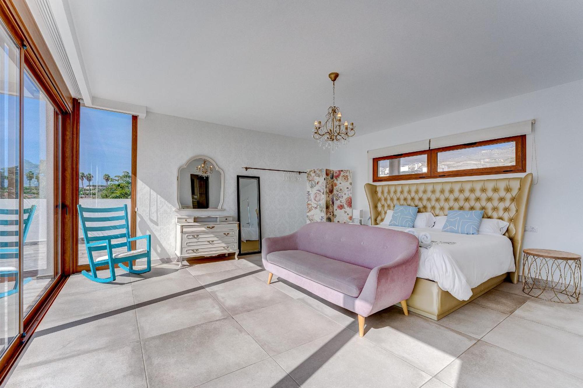Fabulous Contemporary 5 Bedroom Villa With Private Heated Pool, Sleeps Max 13 Callao Salvaje Exterior foto